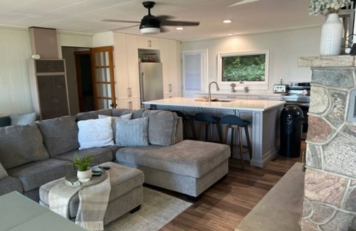 Ashfield-Colborne-Wawanosh Cabaña | Lake Huron Oasis! Private Beachront Cottage
