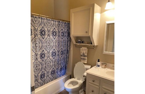 Benton Condominio | Lake Life in Benton!