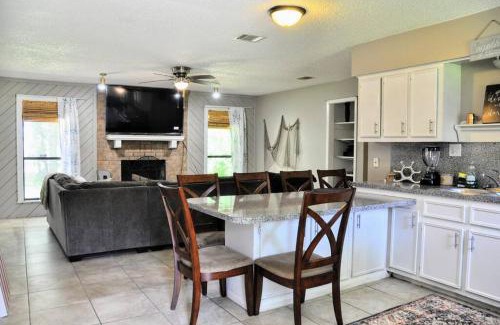 West Livingston Casa | Lake Livingston Family Fun Getaway Serene Sunsets!