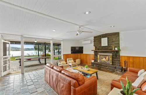 Mansfield Casa | Lake Lodge