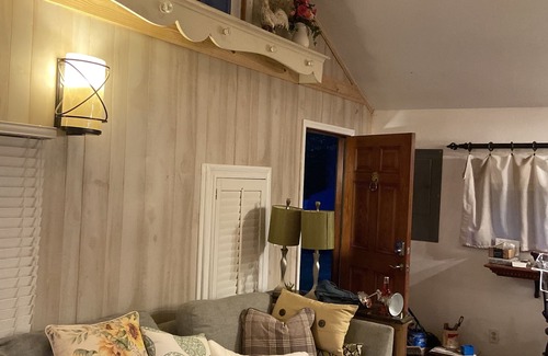 Bluffton Cabaña | Lake loft Cottage