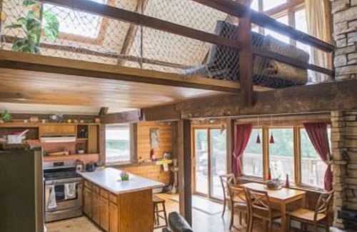 Oakdale Casa | Lake MacBride Cabin- Parque Estatal! Reserve 2 noches, obtenga la tercera gratis!