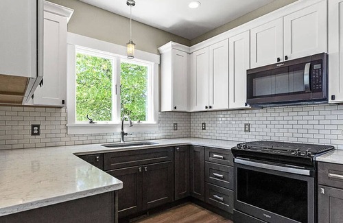 Shelby Casa | Lake Michigan Views and Big Beach Access!