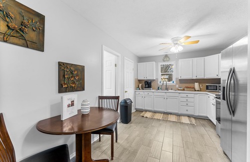 Craig Beach Casa | Lake Milton Haven: 3BR, Modern, Near Lake & Winery