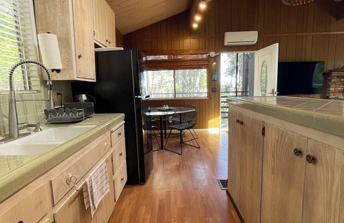 Crestline Cabina | Lake, Mountain and Forest View Cabin in Crestline