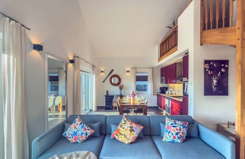 Rieden Casa | Lake 'N Mountain-View Retreat