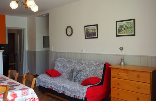 Villefranche-de-Panat Apartamento | Lago y Naturaleza – Acogedor apartamento a 100 m del lago de Villefranche-de-Panat, Aveyron