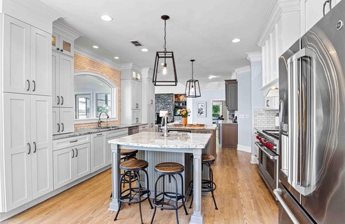 Lake Norman of Catawba Complejo | Lake Norman's finest luxury vacation rental. See-> https:/carolinahideaway.com