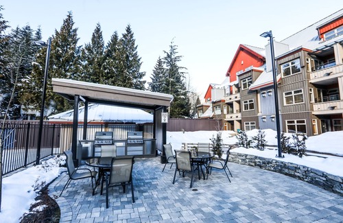 Whistler Creekside Condominio | Lake Placid Lodge by Whiski Jack