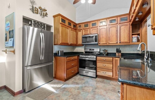 Henrico Casa | Lake Relaxin` | Fabulous Flat Lot | Great Water View!
