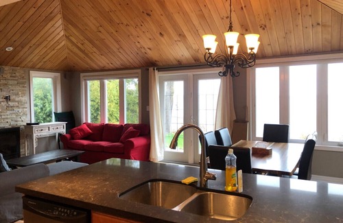 Innisfil Cabaña | Lake Simcoe - Bayview Beach Lakefront cottage 1 hora al norte de Toronto