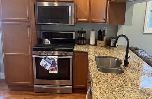 Harrison Township Casa | Lake St. Clair Lodge - Waterfront