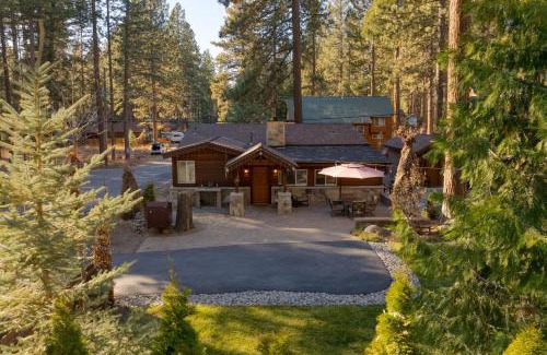 Kings Beach Casa | Lake Star by AvantStay Hot Tub Walk to Beach