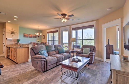 Jonestown Condominio | Lake Travis Condo w/ Resort Amenity Access!