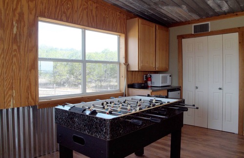 Oatmeal Casa | Lake Travis Waterfront, Pool, Pool Table, Shuffleboard, Great Views, Ping Pong