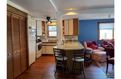 Fontana-on-Geneva Lake Casa | Lake View House/Heart of Fontana/Steps to the Lake & walking distance to it all!