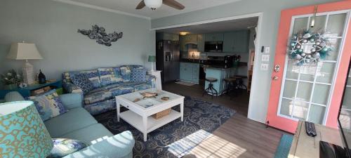 Myrtle Beach Casa | Lake View 4br2ba Cottage In Ocean Lakes N-114