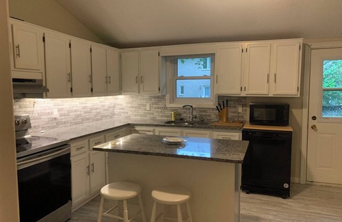 Sarnia Casa | Lake view beach access