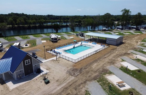 Westgate Cabina | Lake View Cabin, 20 miles from New Bern!