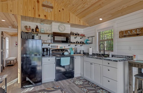 White County Cabina | Lake View Country Cabin at Bear Bluff Retreat