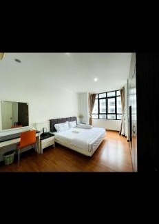 Seri Kembangan Casa | Lake view homestay