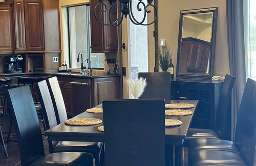 Lake Havasu City Casa | Lake View Mansion Style/Entertainment Home .