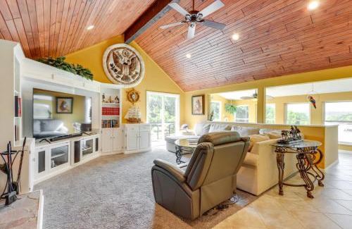 Osage Beach Casa | Lake-View Osage Beach Resort Home with Game Room!