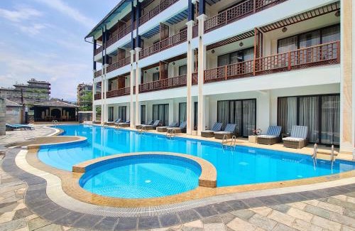 Pokhara Complejo | Lake View Resort