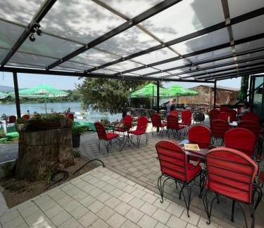 Veliko Gradiste Apartamento | Lake View Tašić
