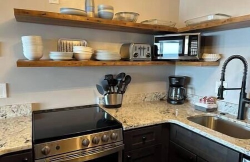Tofte Apartamento | Sweeping views of Lake Superior @ Nord Haven