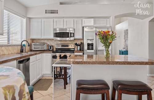 Superstition Springs Casa | Lake views + beautiful & serene East Valley home - Mesa Superstition Springs PHX