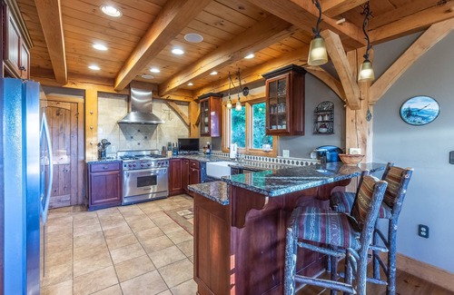 Bryson City Apartamento | Lake Views Luxury Hottub Game Rm 5bed 4 5bath