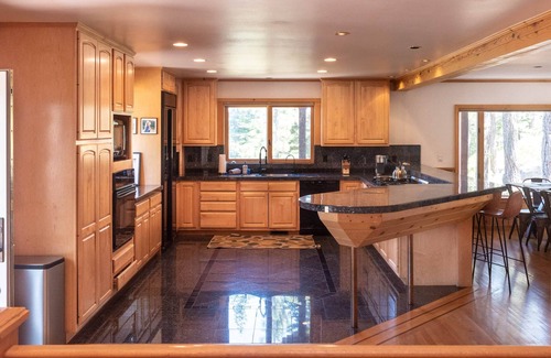Meeks Bay Casa | Lake Views - Walking Distance to Beach - West Shore Chalet