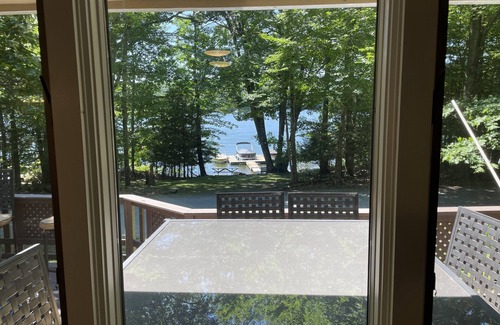 Greentown Cabaña | Lake Wallenpaupack Lake Front Cabin