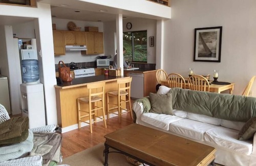 Bellingham Cabina | Lake Whatcom Bellingham Waterfront Cabin