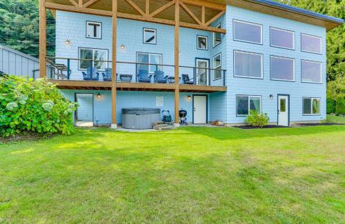 Sudden Valley Casa | Lake Whatcom House with Private Hot Tub and Dock
