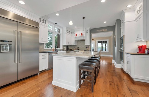 West Alton Casa | Lake Winnipesauke sleeps 9 with stunning sunset views