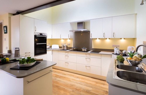 Near Sawrey Casa | LAKEFIELD HOUSE, pet friendly, with open fire in Hawkshead