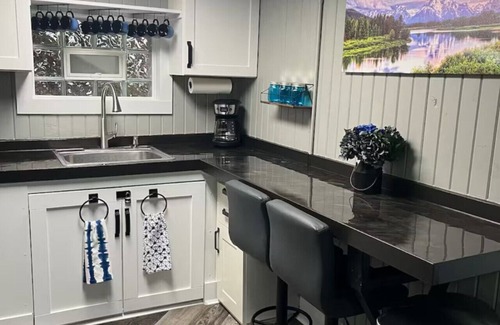 Martinsville Casa | Lakefont-Nestled in Nirvana