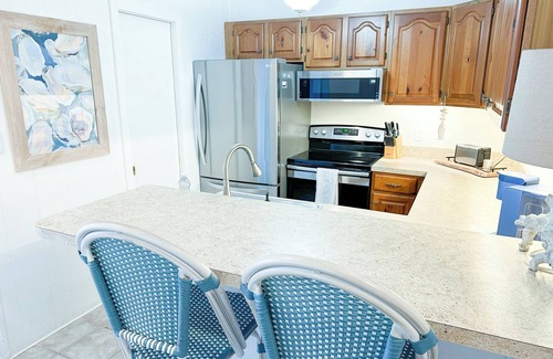 Selbyville Casa | LAKEFRONT 2 Bedroom townhome in Mallard Lakes-Minutes from beach!!