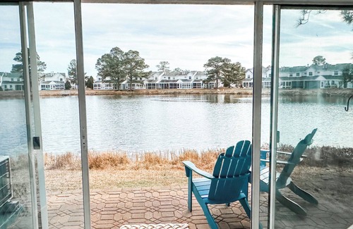 Selbyville Casa | LAKEFRONT 2 Bedroom townhome in Mallard Lakes-Minutes from beach!!