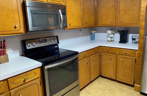 Bernice Casa | Lakefront 3-bedroom house located on Lake Darbonne.