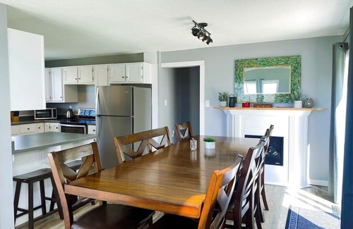 Central Alberta Casa | Lakefront Cabin on LacLaNonne! Perfect year round with ice & summer fishing!