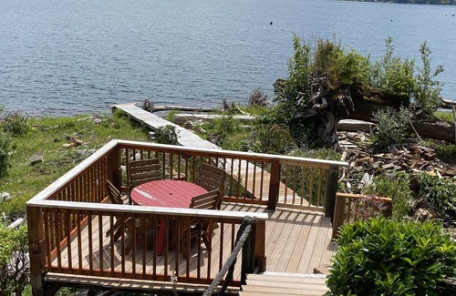 Amanda Park Casa | Lakefront Cabin Inside Olympic National Park
