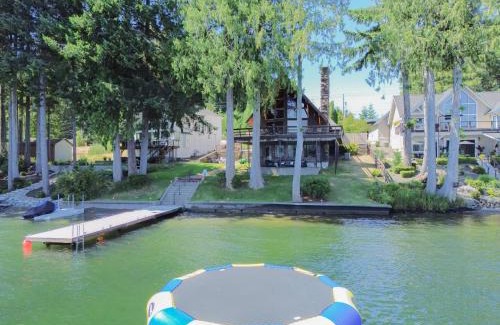 Grapeview Casa | Lakefront Cabin with Dock and Sauna