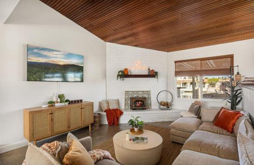 Silver Lakes Country Club Casa | Lakefront Casa Del Lago