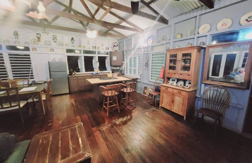 Caimital Casa | Lakefront Casona at Casa Carite By The Lake for Groups of Friends and Families
