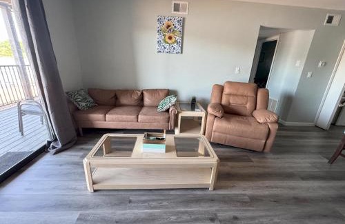 Osage Beach Apartamento | Lakefront condo with a VIEW Osage Beach