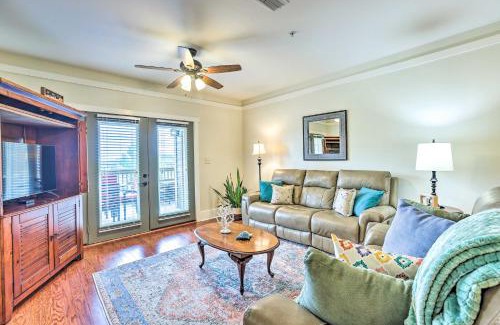 Talladega Apartamento | Lakefront Condo with Community Pool and Boat Dock