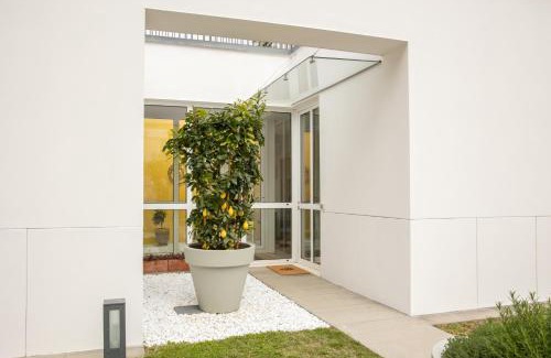 Cadenabbia Apartamento | Lakefront Contemporary - by My Home In Como